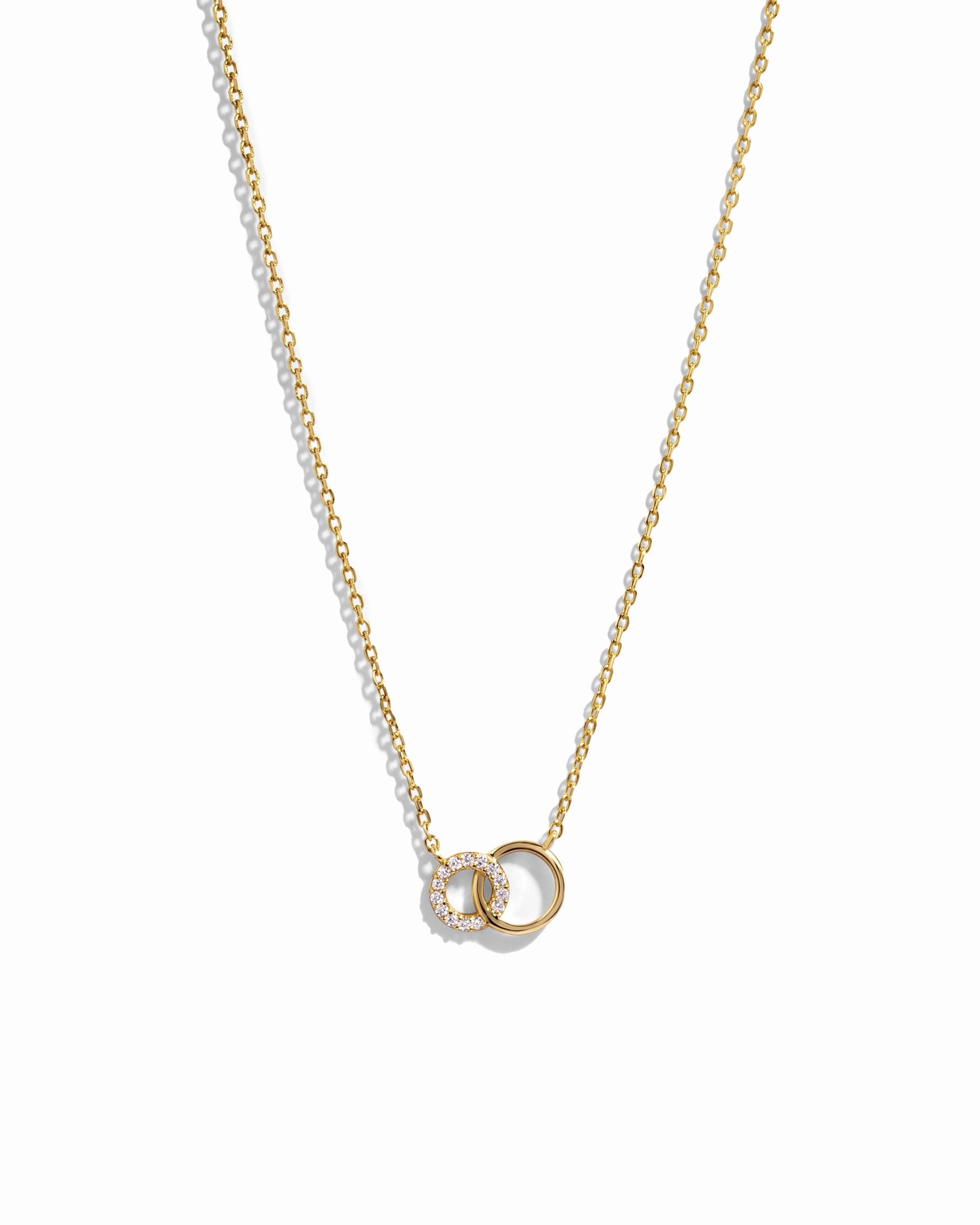 Interlocking Circle Diamond Necklace