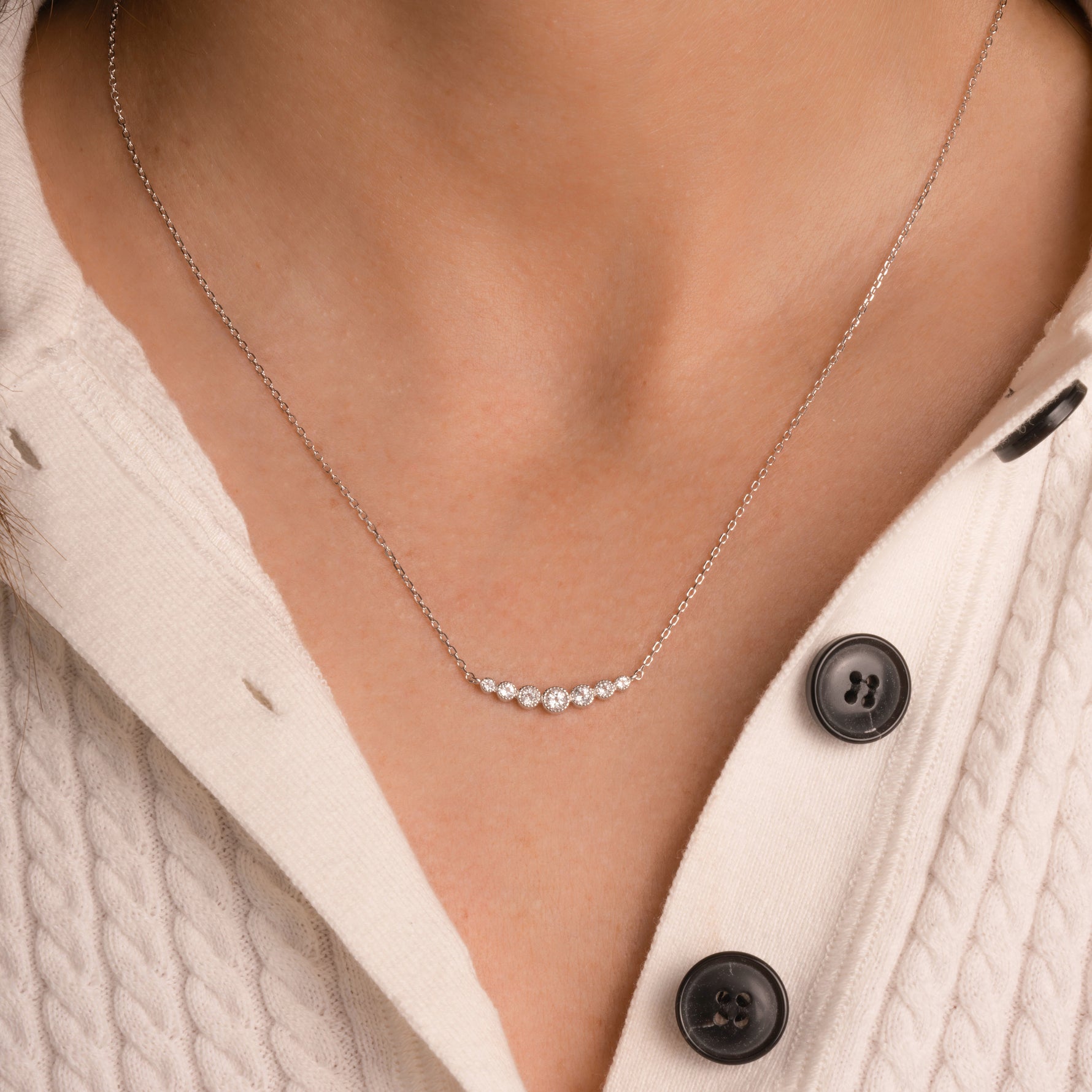 Bezel Gradient Bar Necklace