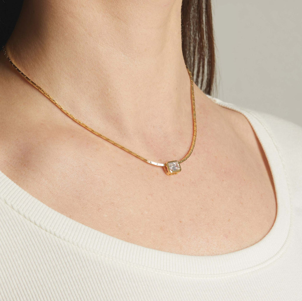 Bezel Setting Emerald Cut Statement Necklace