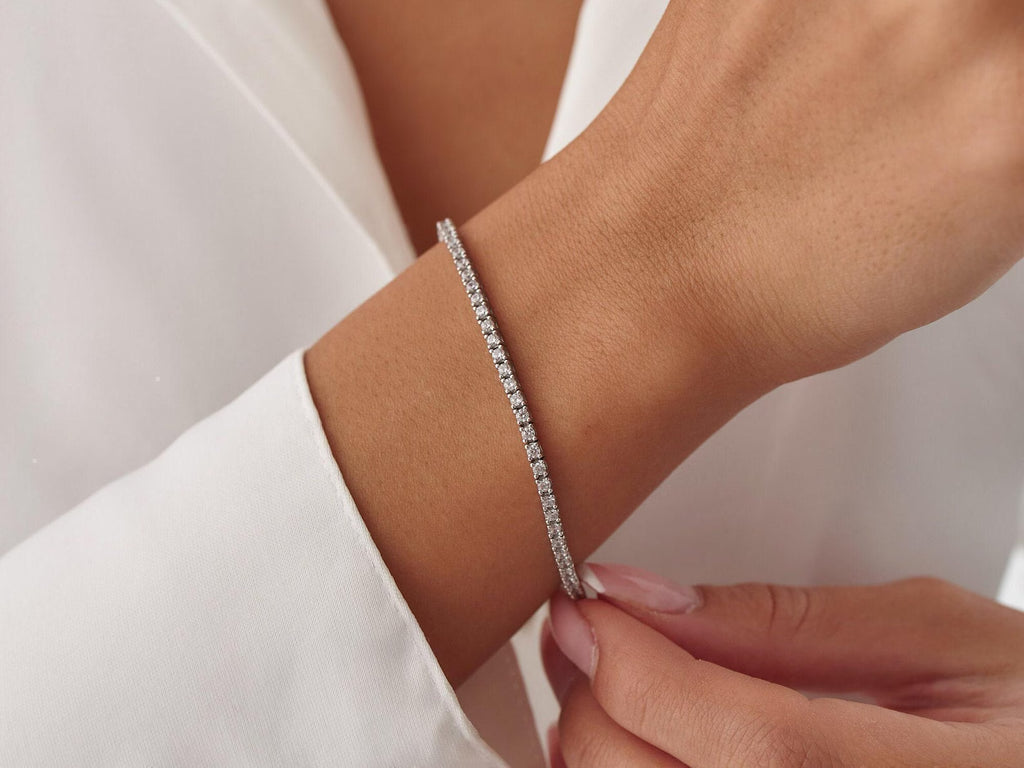 Classic Round Diamond Tennis Bracelet