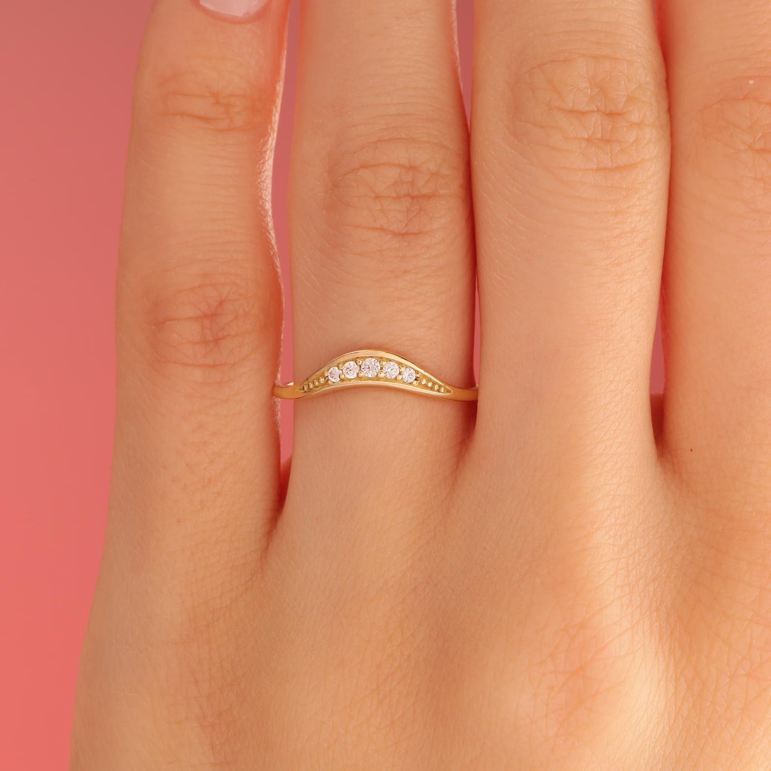 Curve Diamond Ring