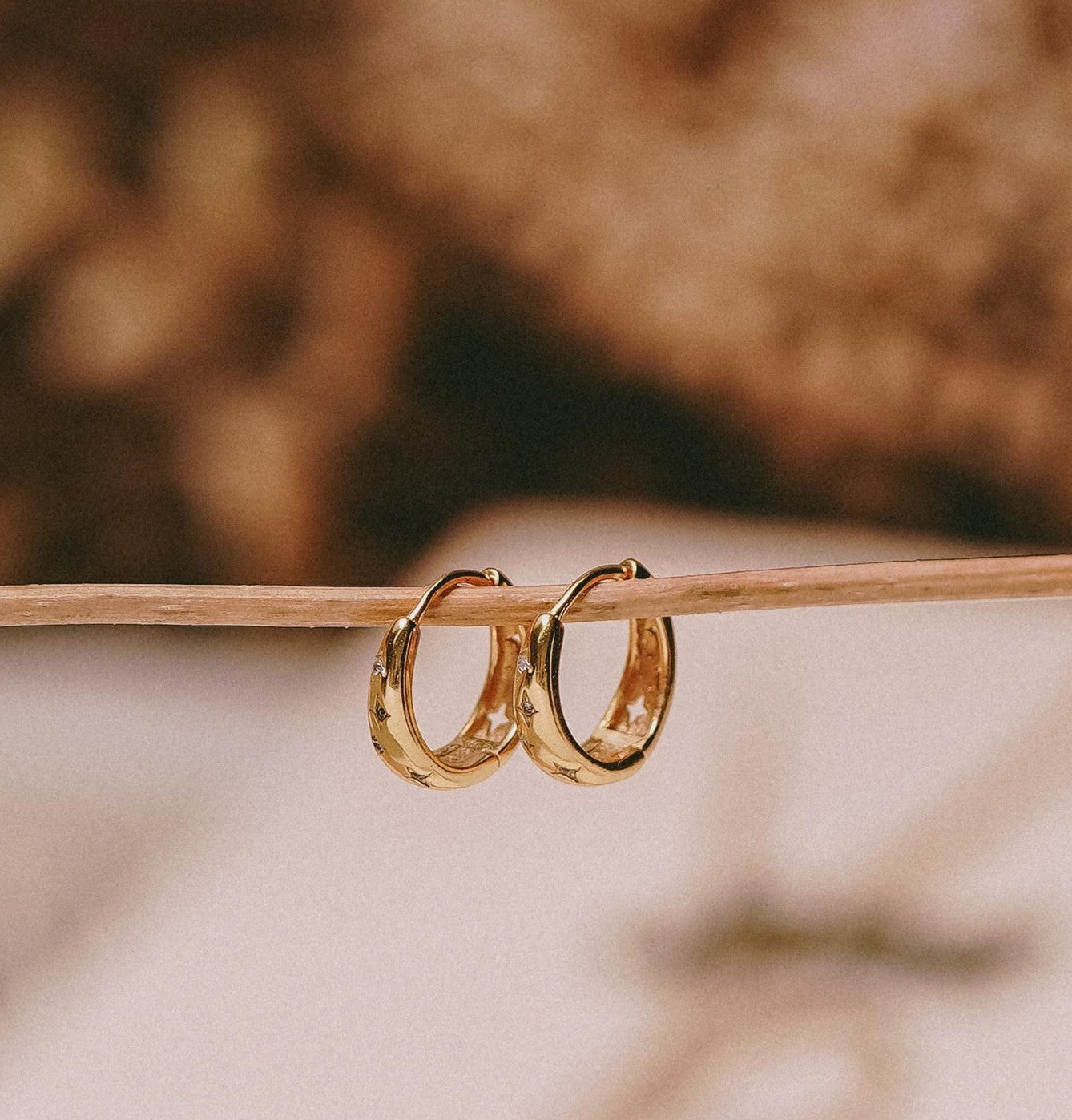 Dainty Star Huggie Hoop Earrings