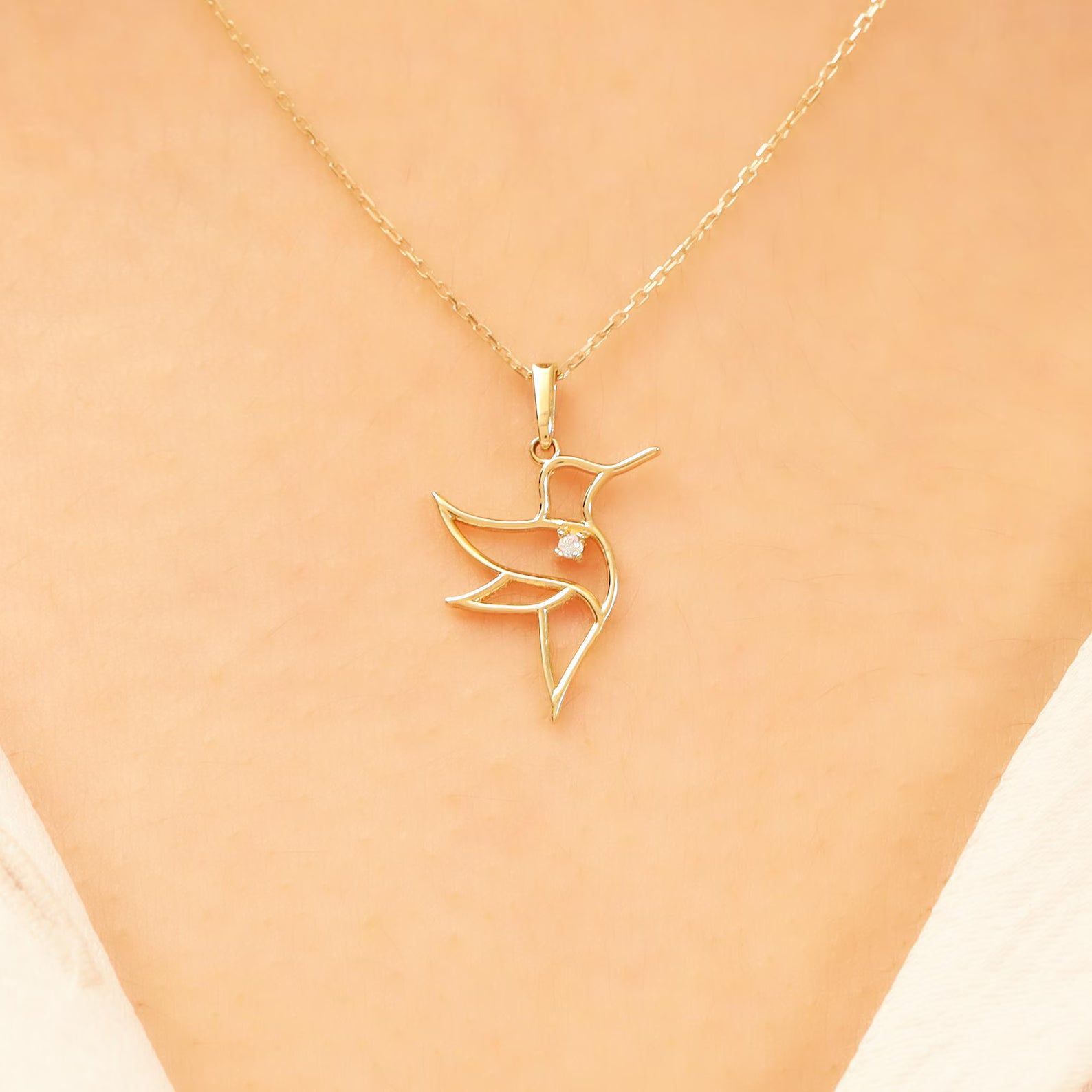 Bird Pendant Necklace