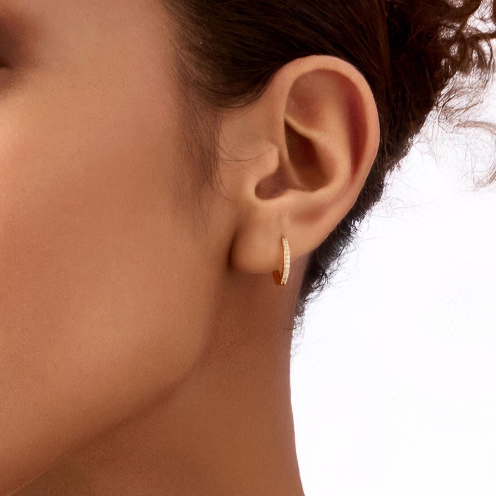Fine Line Round Stone Hoop Earrings