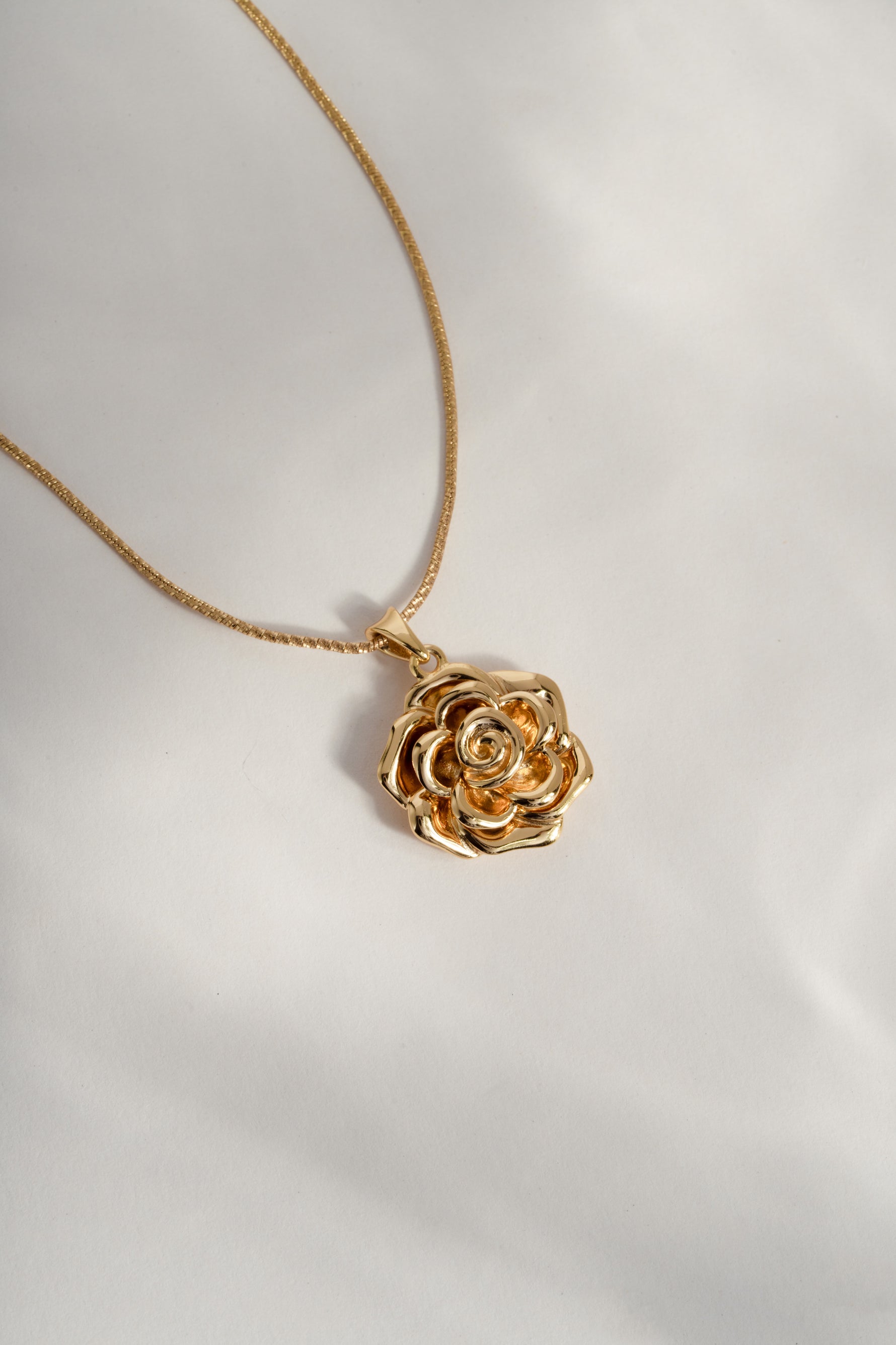 Floral Rose Necklace