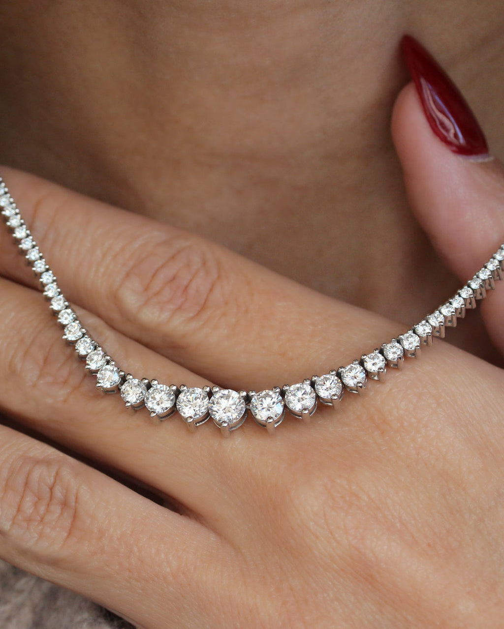 Graduated Round Diamond Tennis Necklace