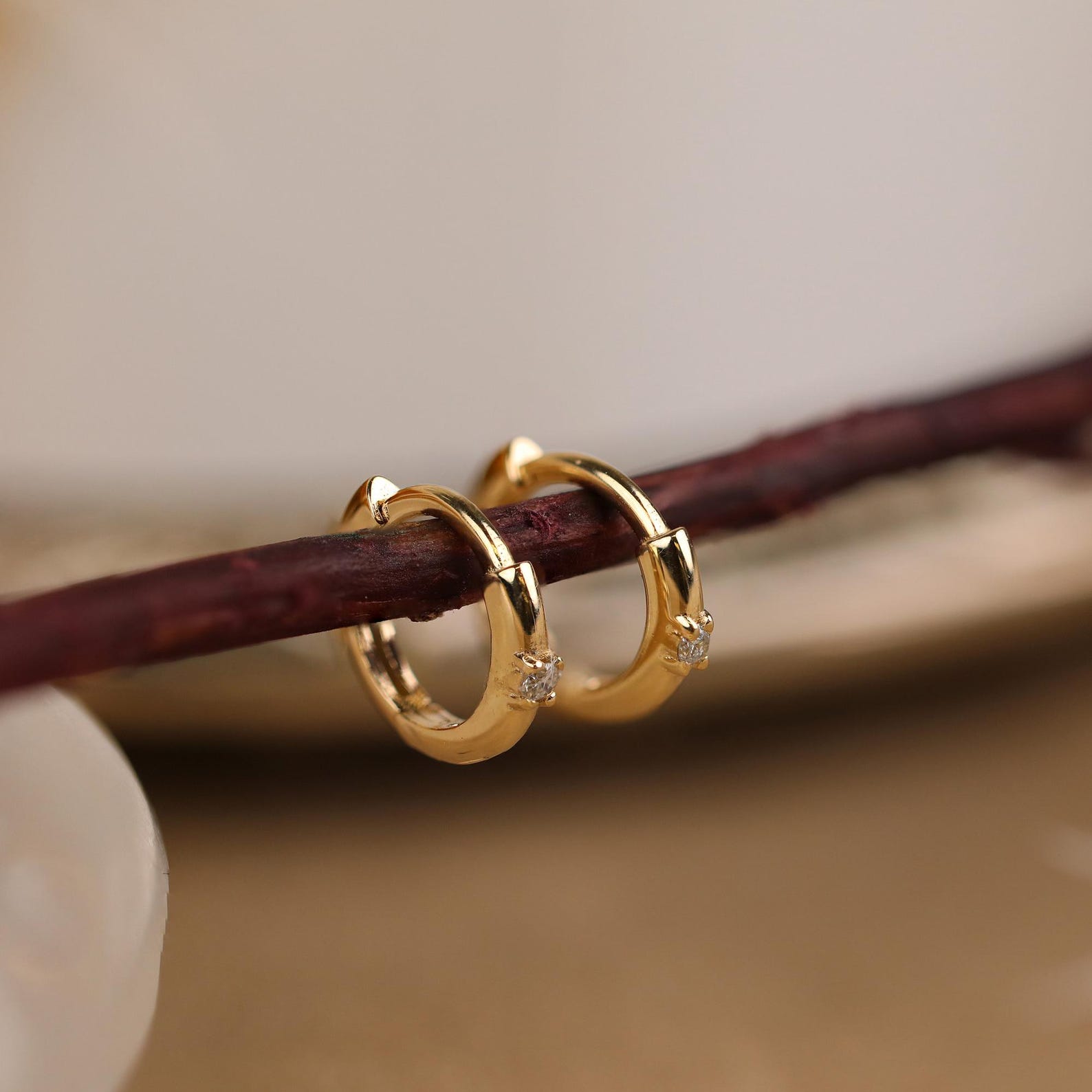 Icon Solitaire Hoops