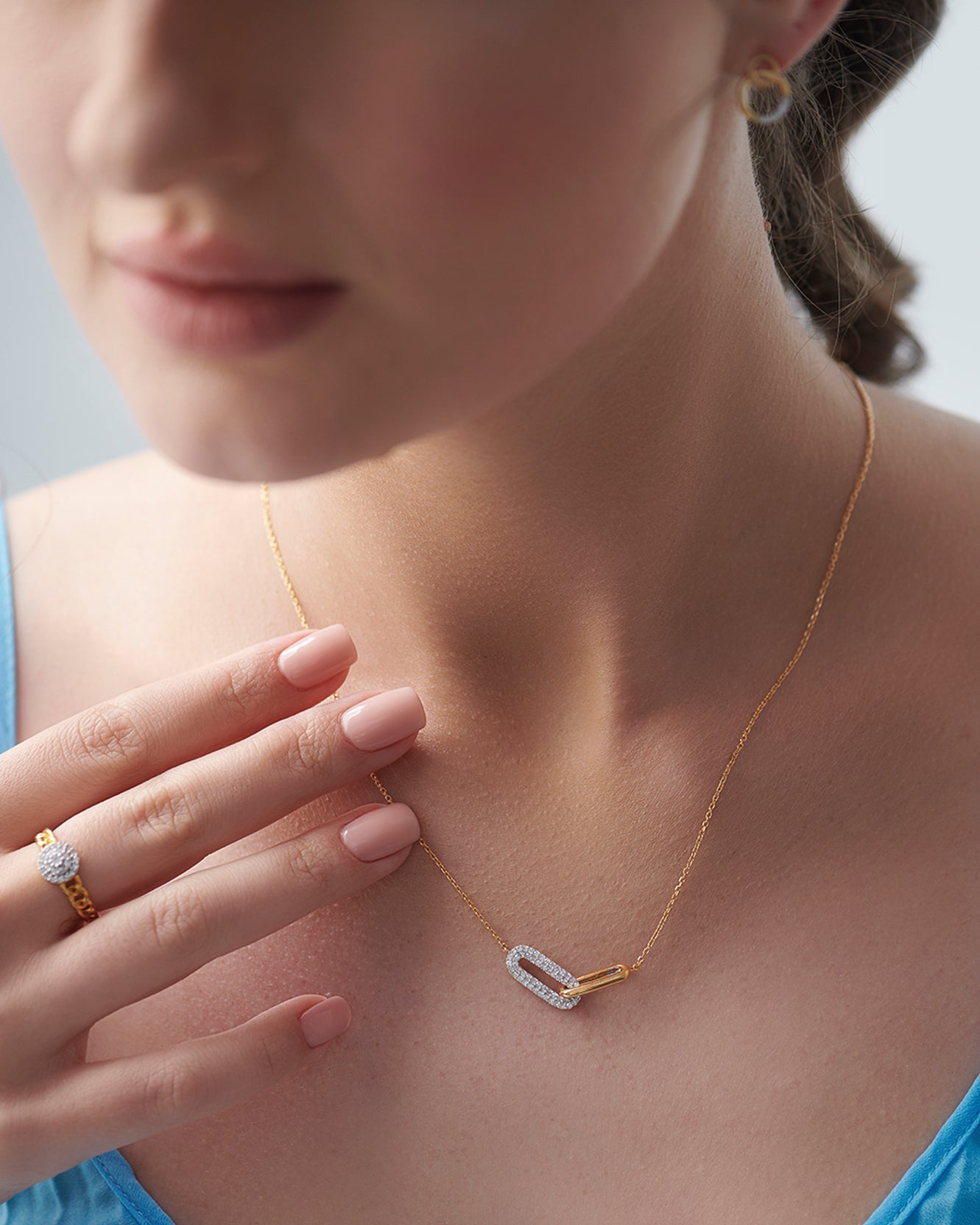 Interlocked Paperclip Diamond Necklace