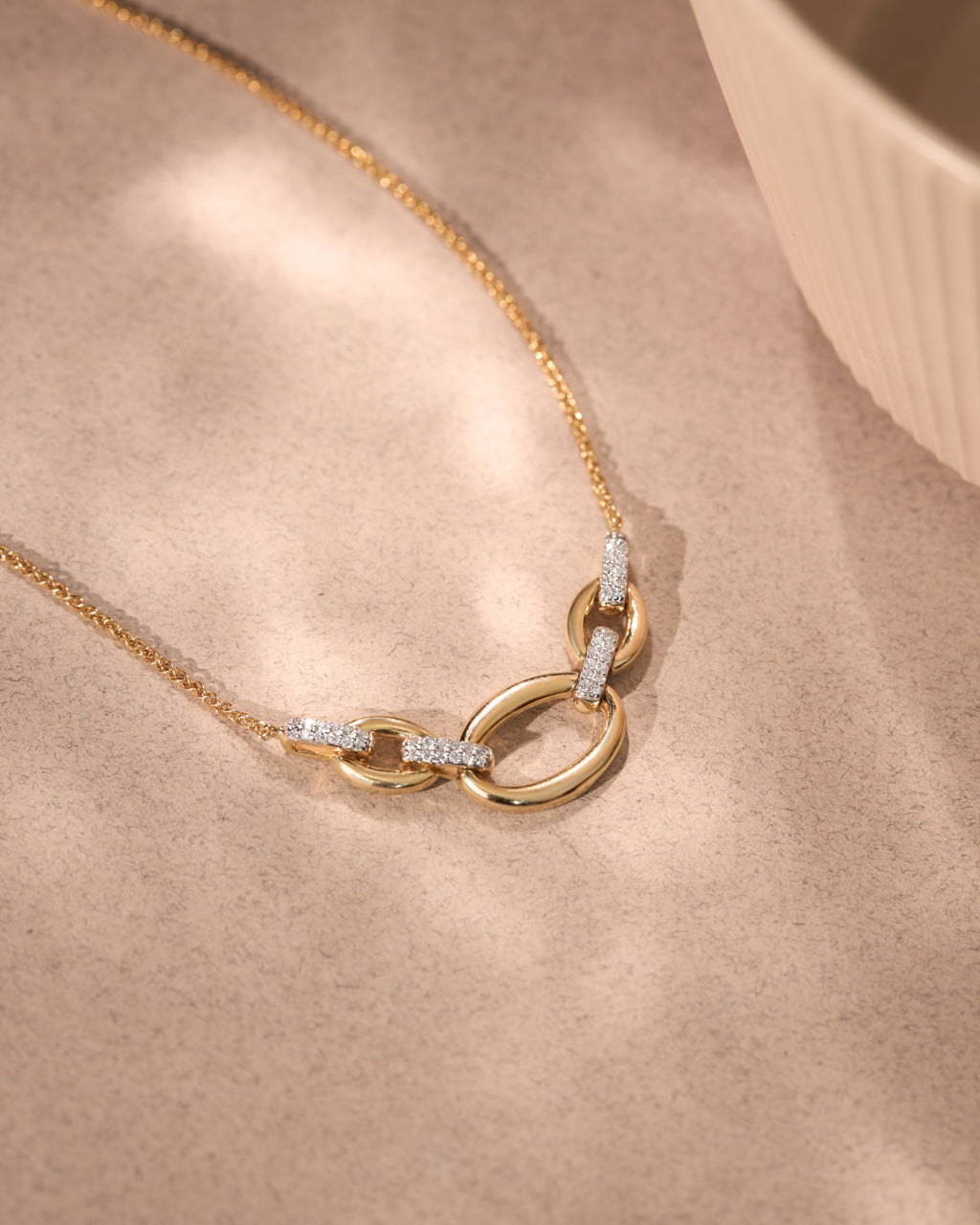 Luxe Chain Link Diamond Necklace