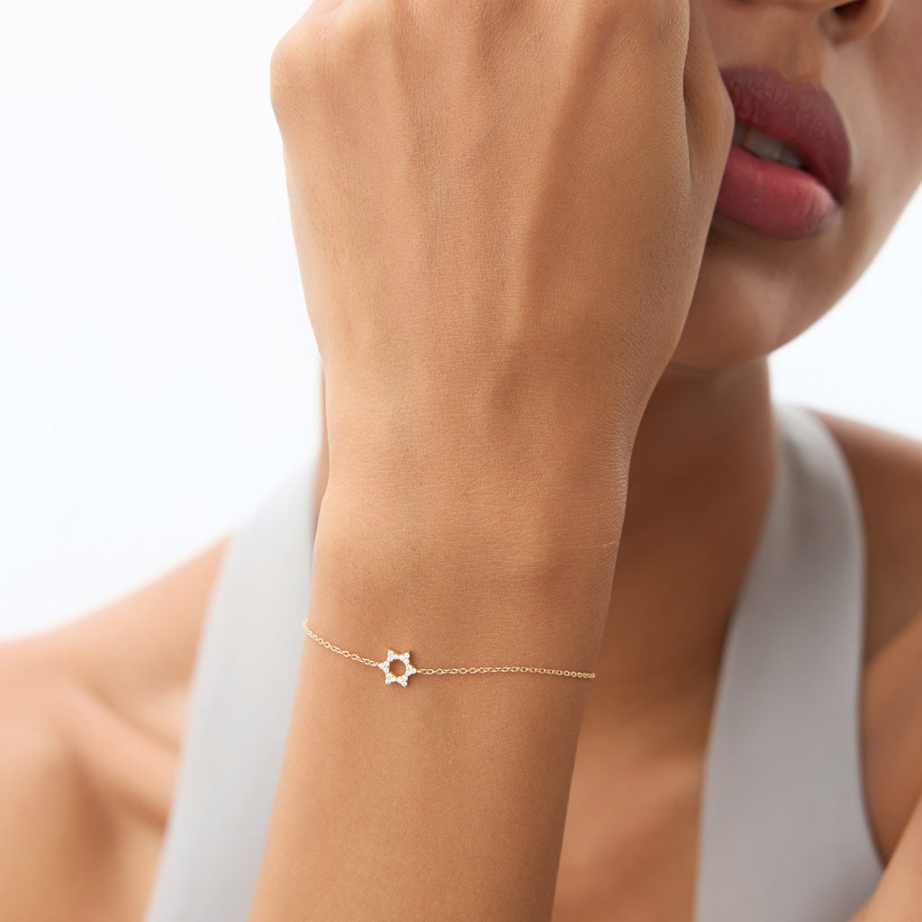 Minimal Star Diamond Bracelet