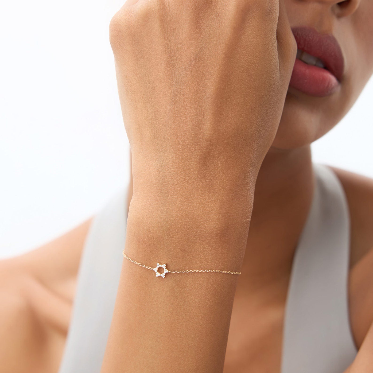 Minimal Star Diamond Bracelet
