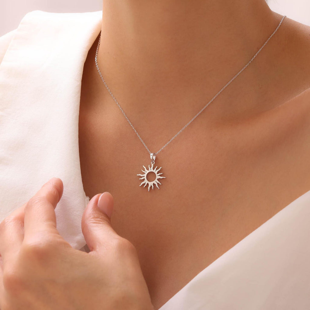 Minimal Sun Ray Necklace