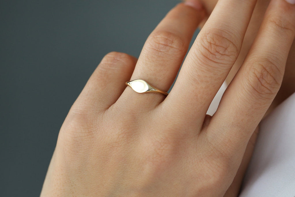 Modern Minimal Signet Ring