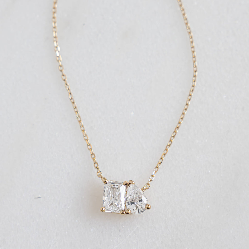 Prong Setting Toi et Moi Necklace