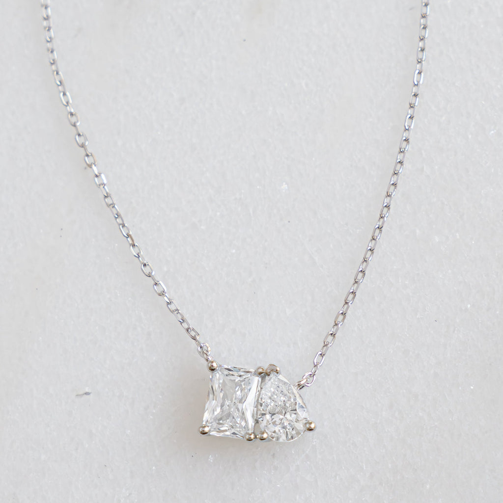 Prong Setting Toi et Moi Necklace