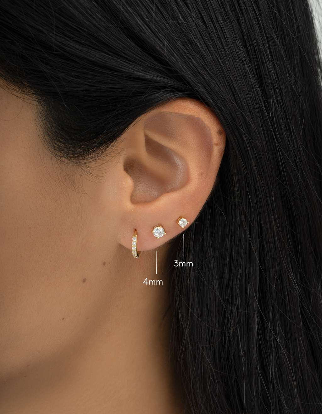Prong Round Solitaire Studs