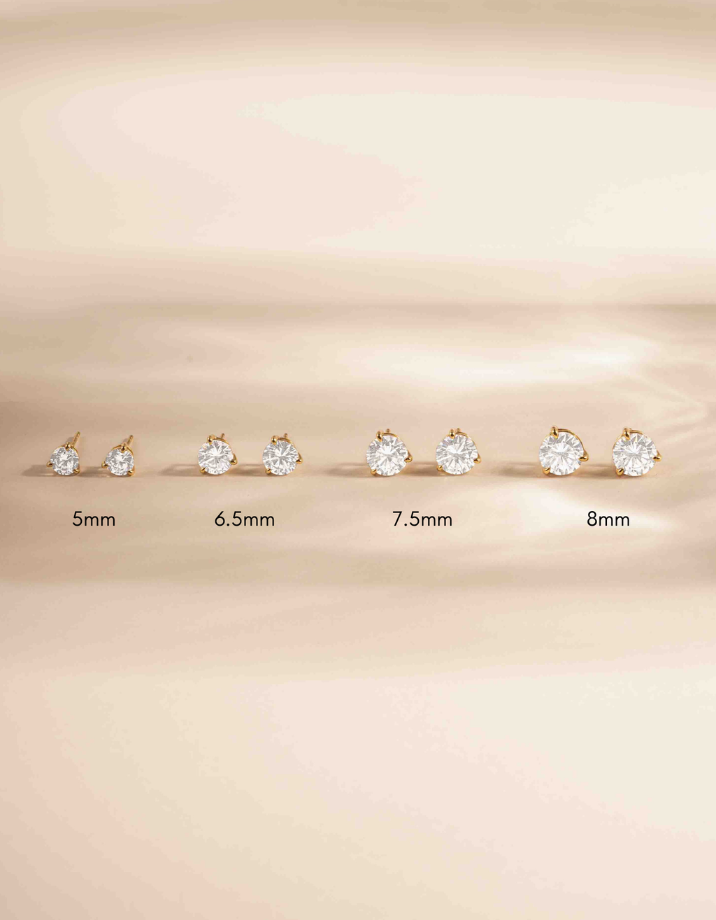 Round Solitaire Stud Earrings