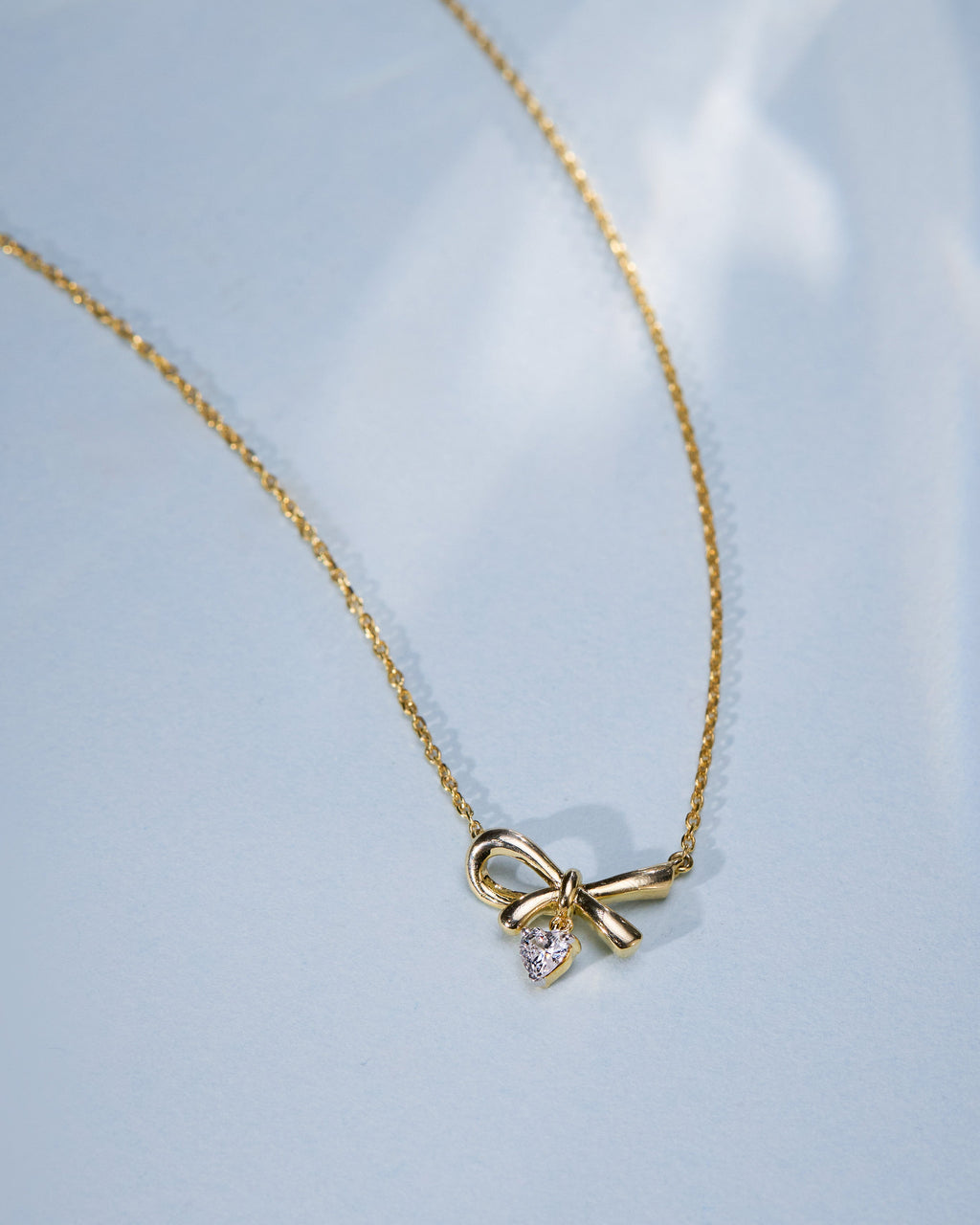 Sweet Bow Diamond Pendant Necklace