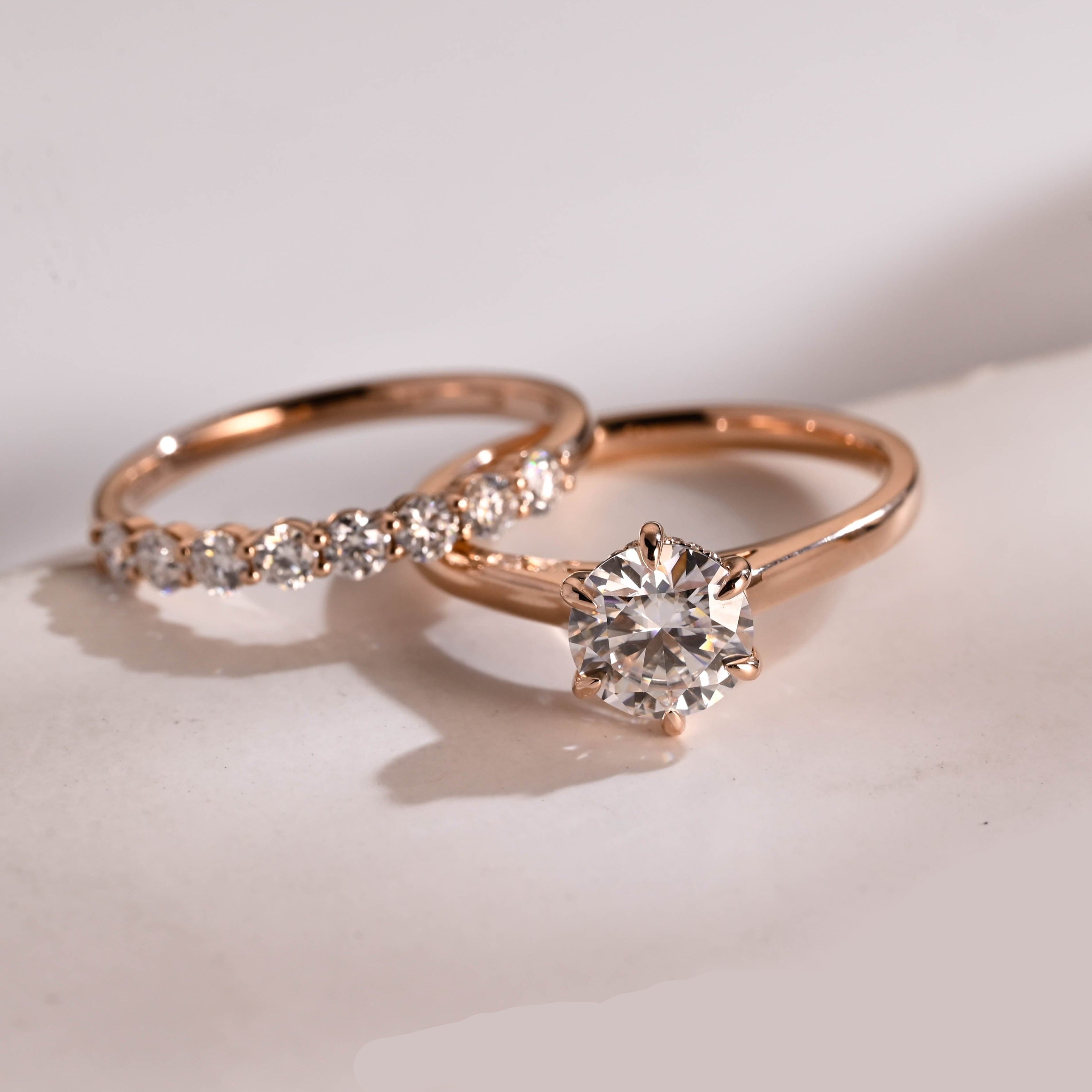 The Aria Bridal Set - Round Solitaire Ring with Curved Diamond Band