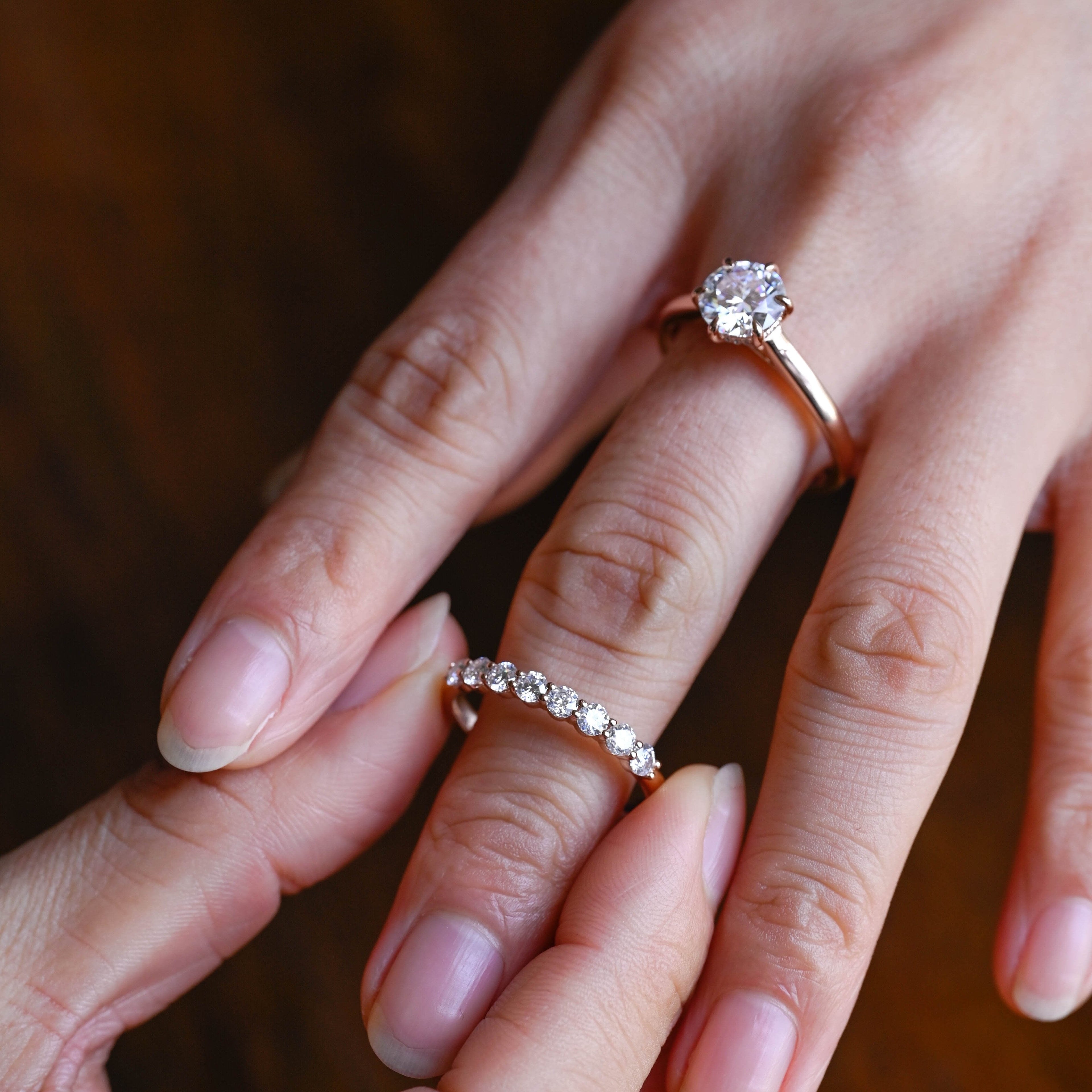 The Aria Bridal Set - Round Solitaire Ring with Curved Diamond Band