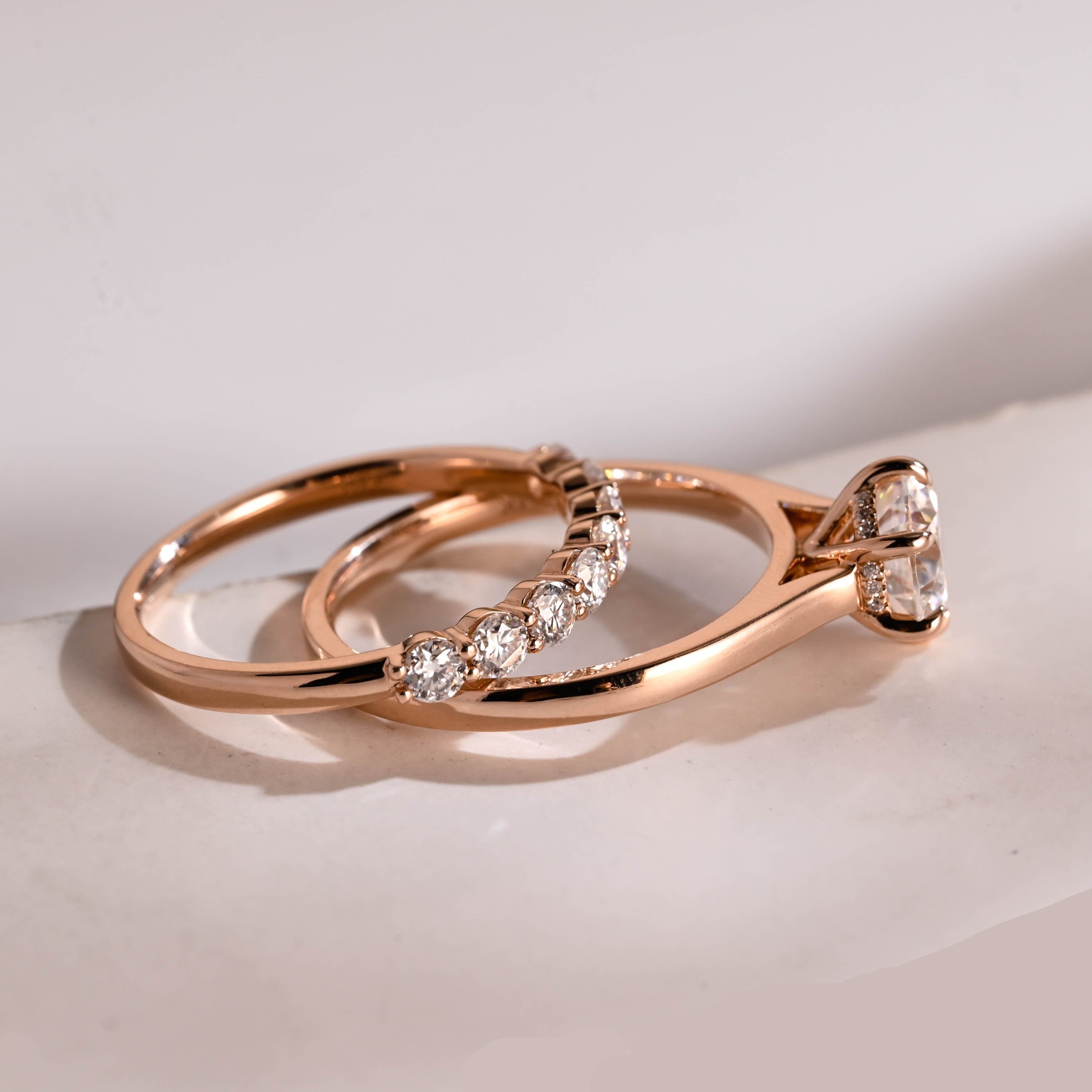 The Aria Bridal Set - Round Solitaire Ring with Curved Diamond Band