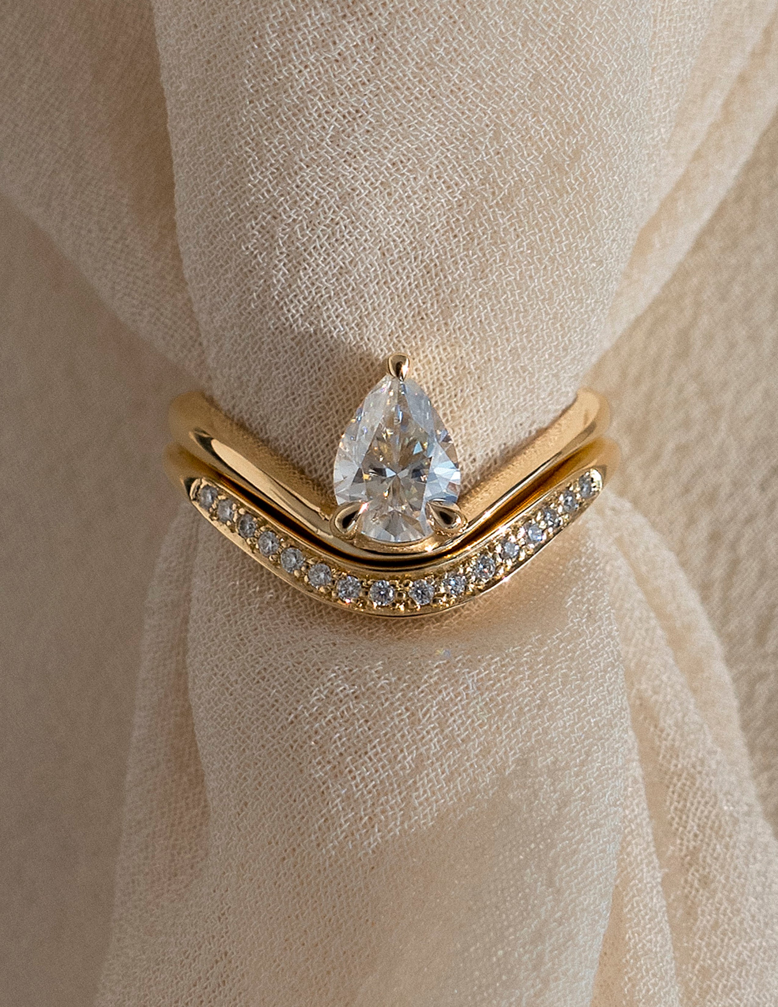 The Aurelia Bridal Set - Pear Diamond Ring with Curved Contour Band