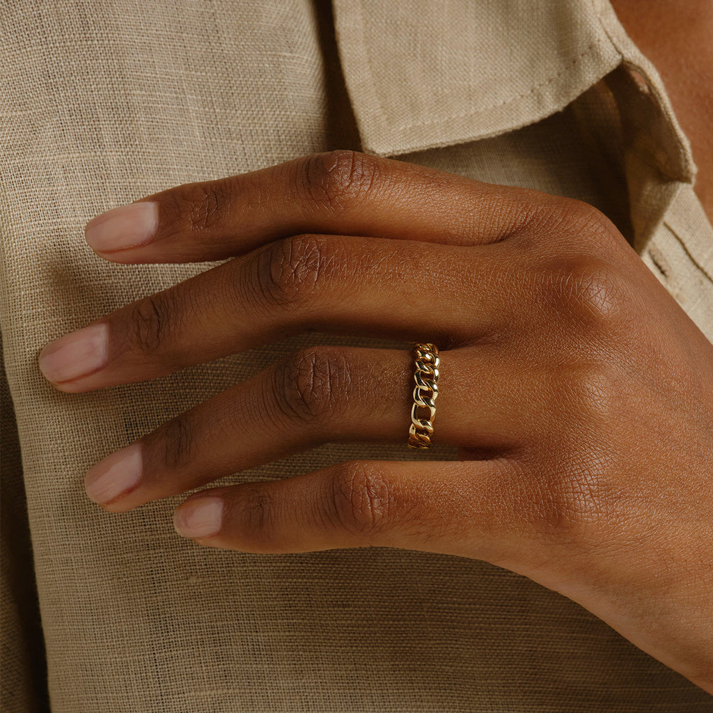 The Cleo Band - Polished Gold Chain Ring