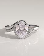 The Elodie Bridal Set - Oval Diamond Ring with Twisted Contour Band
