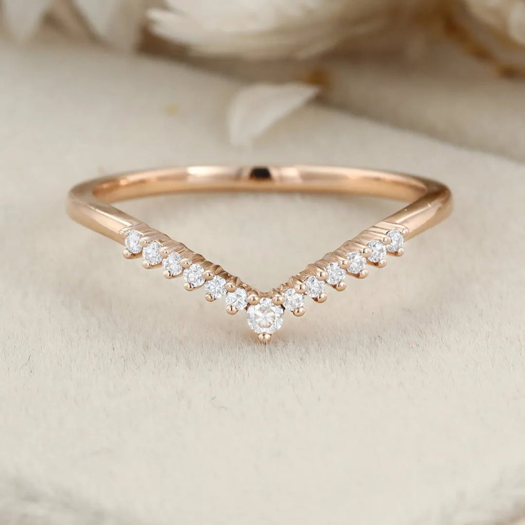 The Evara Ring - Pavé Diamond Contour Band
