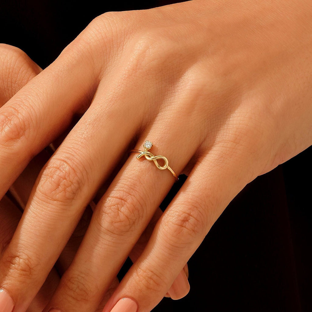 The Evera Ring - Infinity Diamond Ring