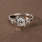 The Glowleaf Ring - Round Leaf Vine Ring