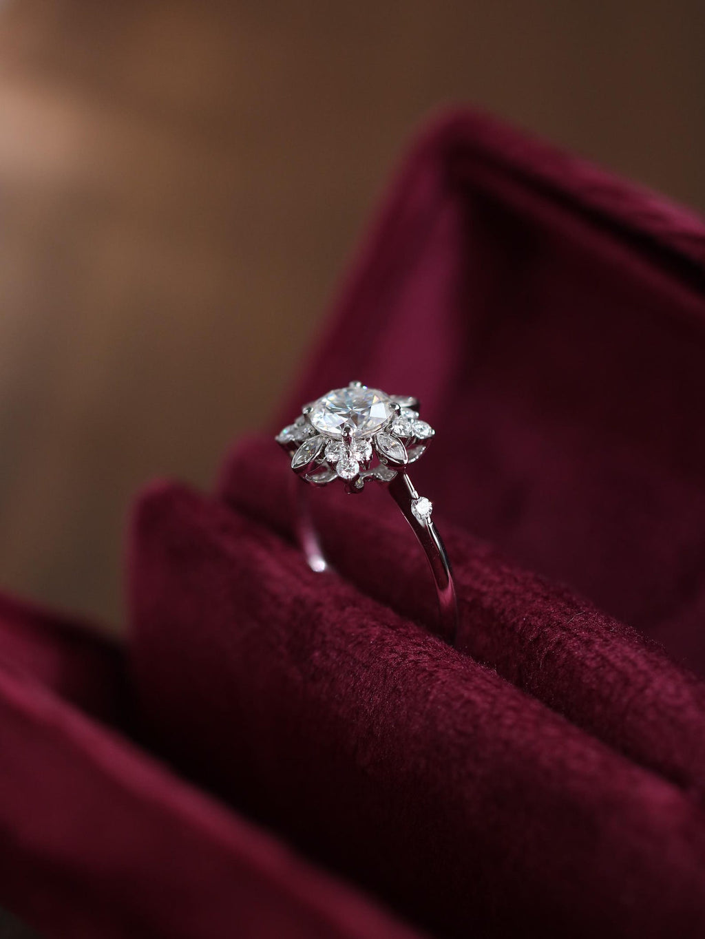 The Solmira Ring - Diamond Starburst Halo
