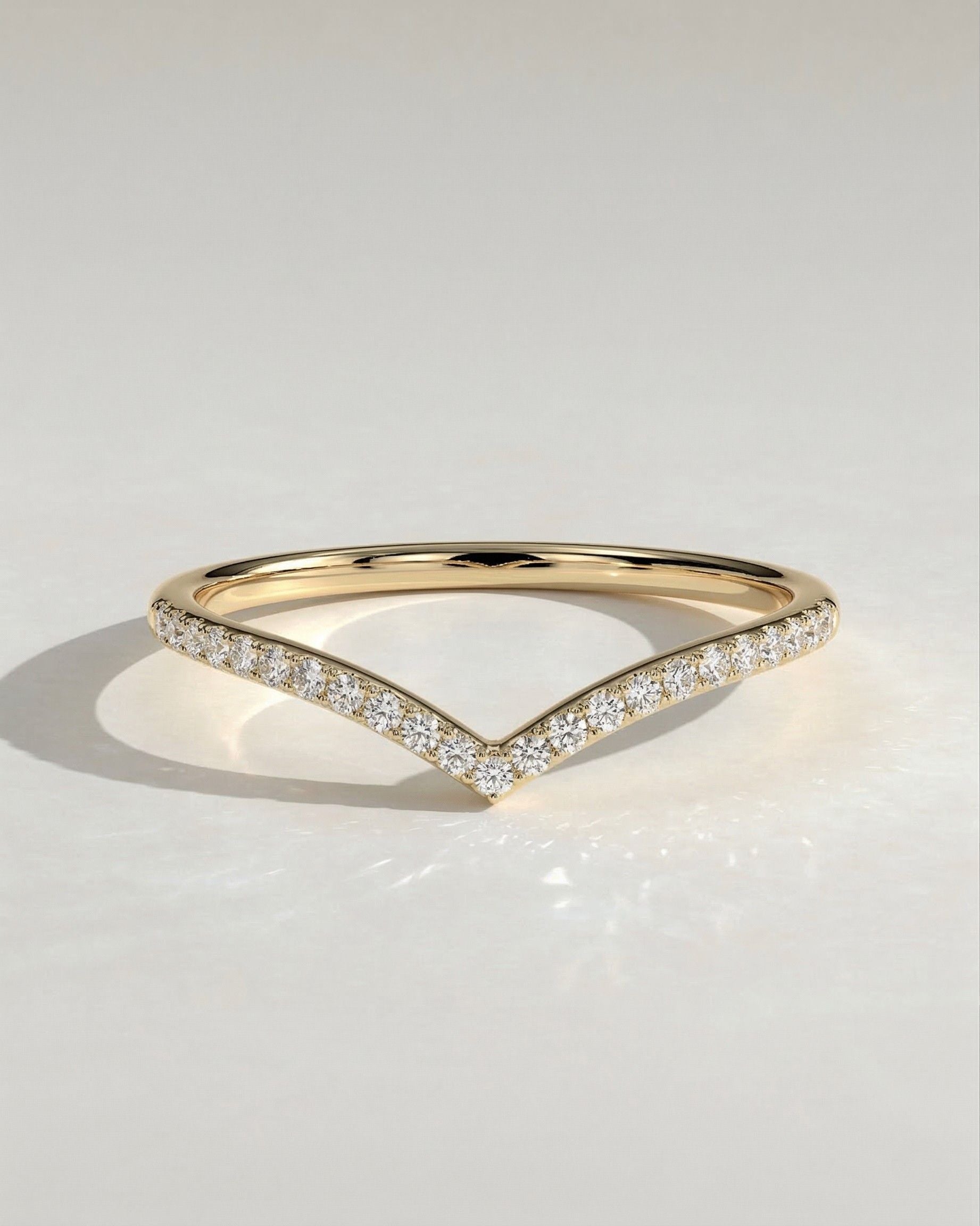 The Vela Band - Diamond Chevron Contour Ring