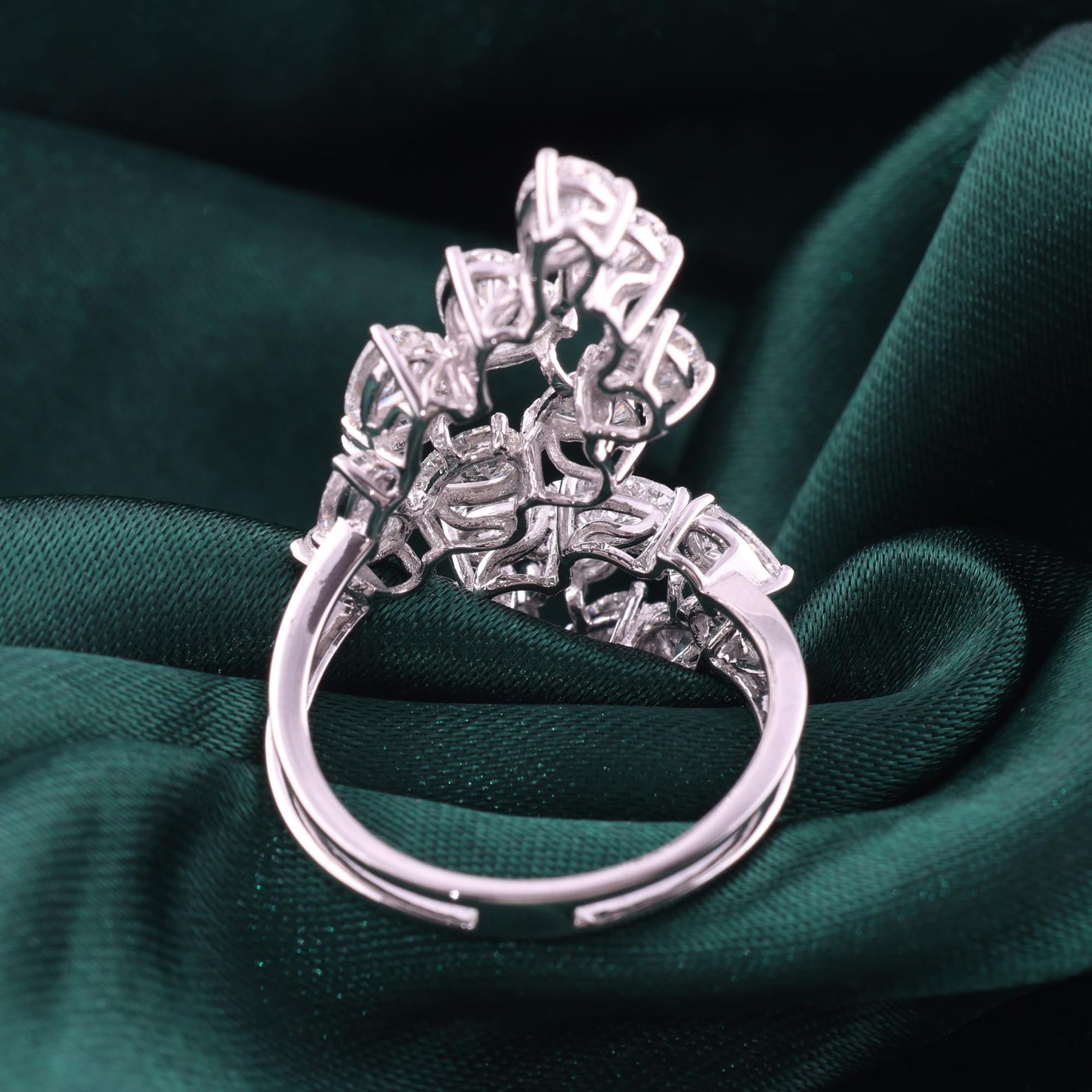 The Virellis Ring - Cascading Diamond Cluster Ring