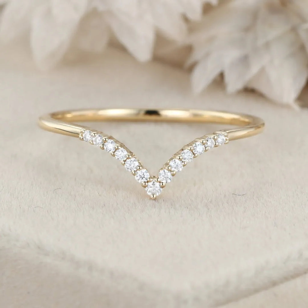 The Aria Ring - Diamond Contour Wedding Band