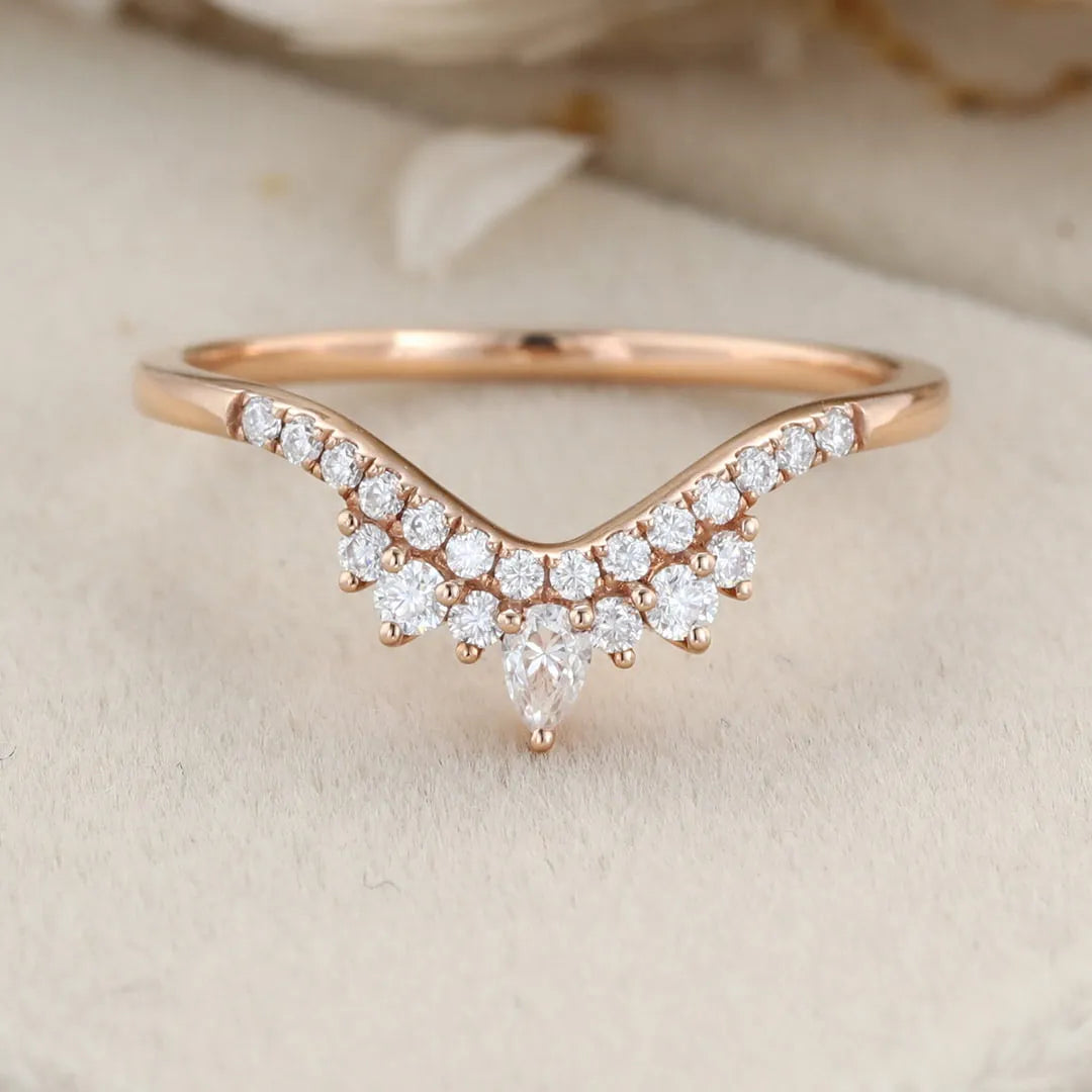 The Aurevia Ring - Pear Diamond Tiara Band