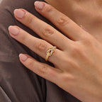 The Avenor Ring - Diamond Knot Band