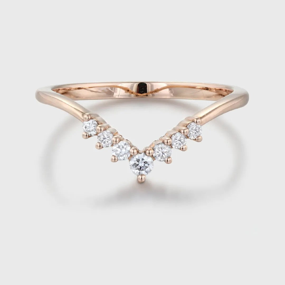 The Elin Ring - Round Diamond V Contour Ring