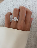 The Elodie Bridal Set - Oval Diamond Ring with Twisted Contour Band