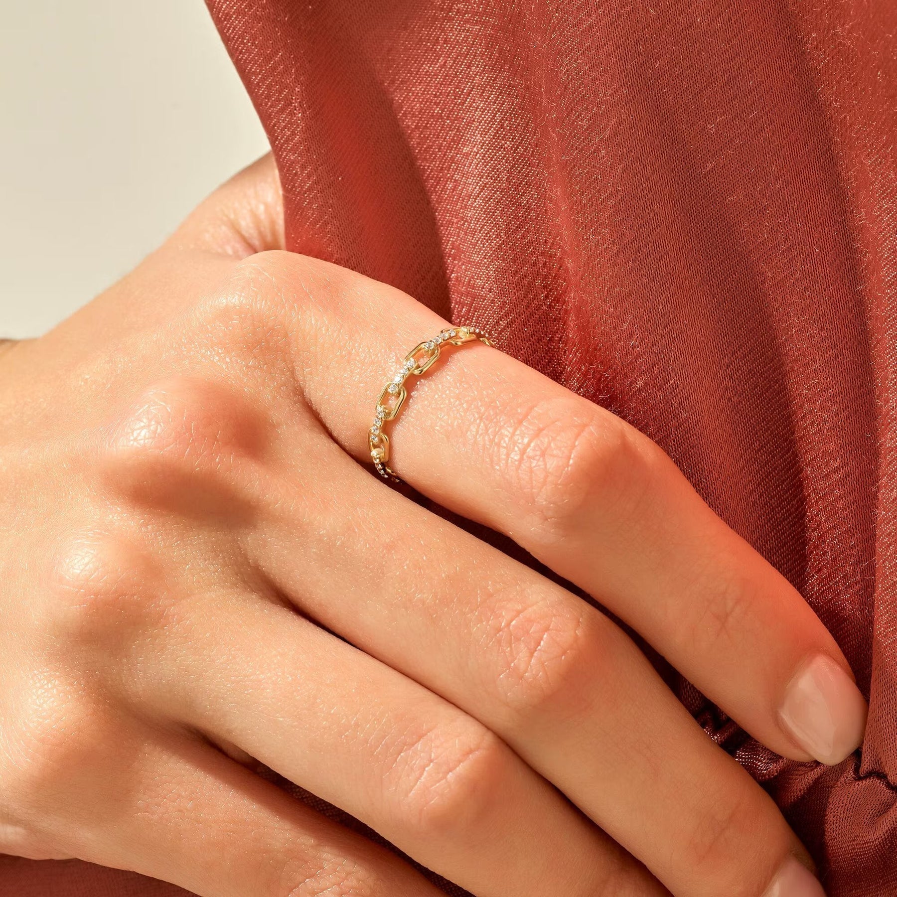 The Harper Band - Diamond Chain Link Ring
