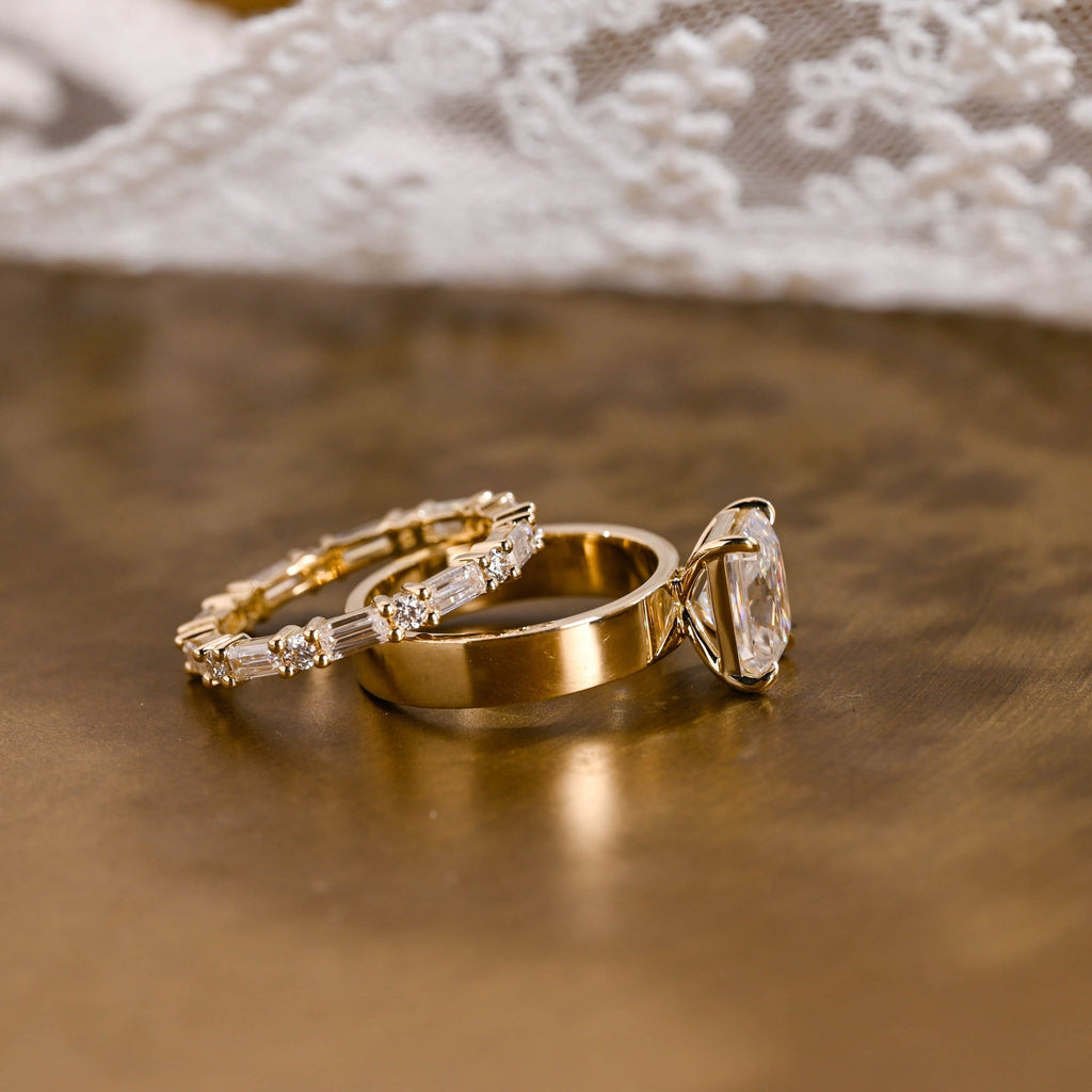 The Isadora Bridal Set - Radiant Cut Ring with Baguette Diamond Band