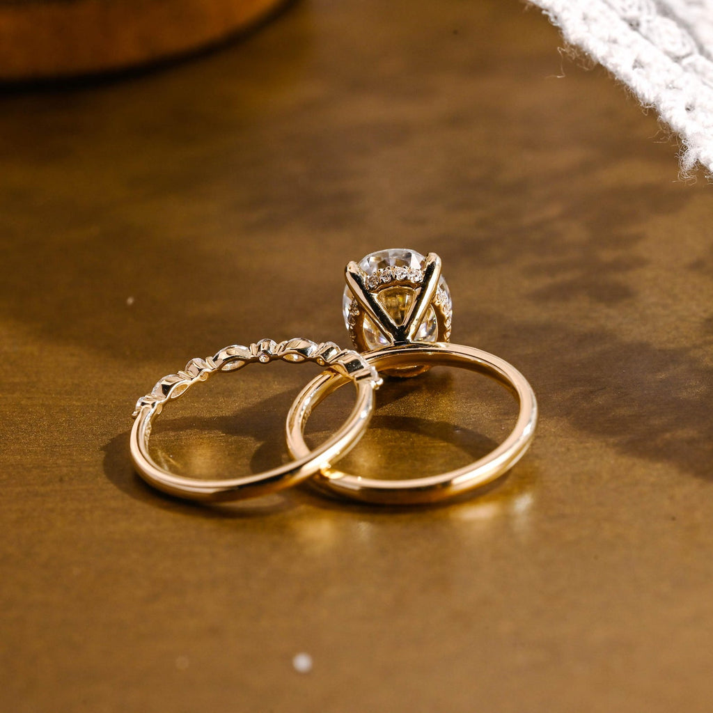 The Liora Bridal Set - Oval Diamond Ring with Marquise Leaf Wedding Band