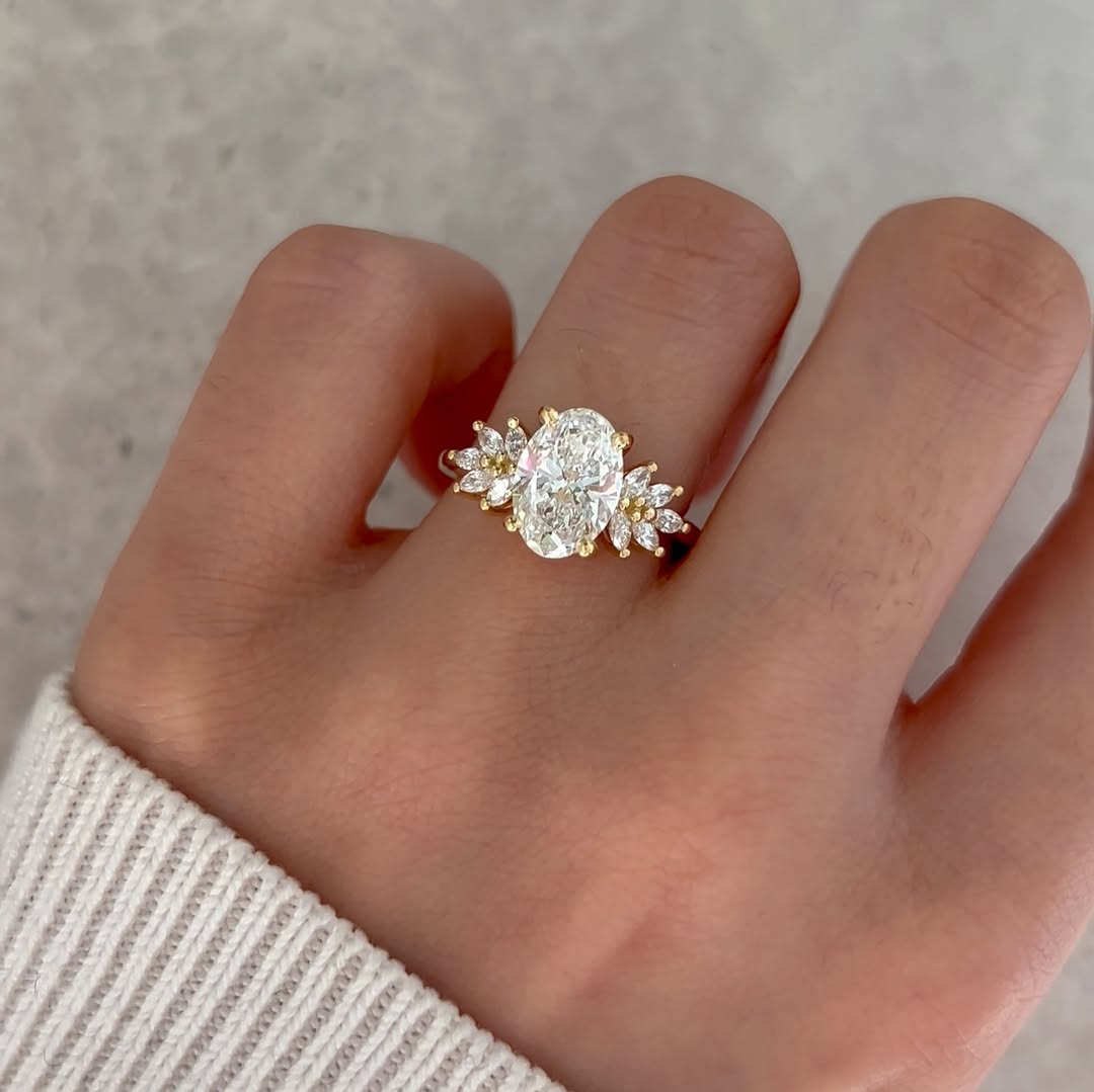 The Scarlett Ring - Oval Floral Cluster Diamond Ring