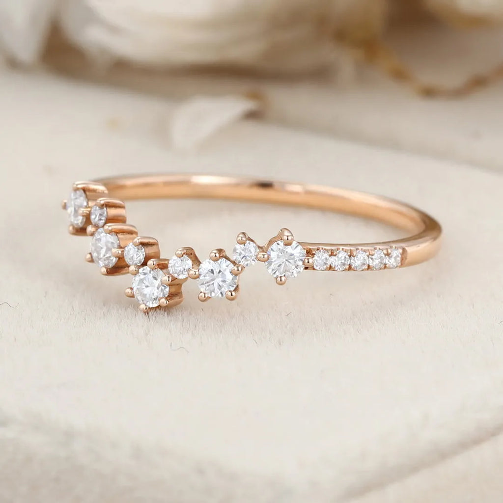 The Serelle Ring - Graduated Diamond Crown Band