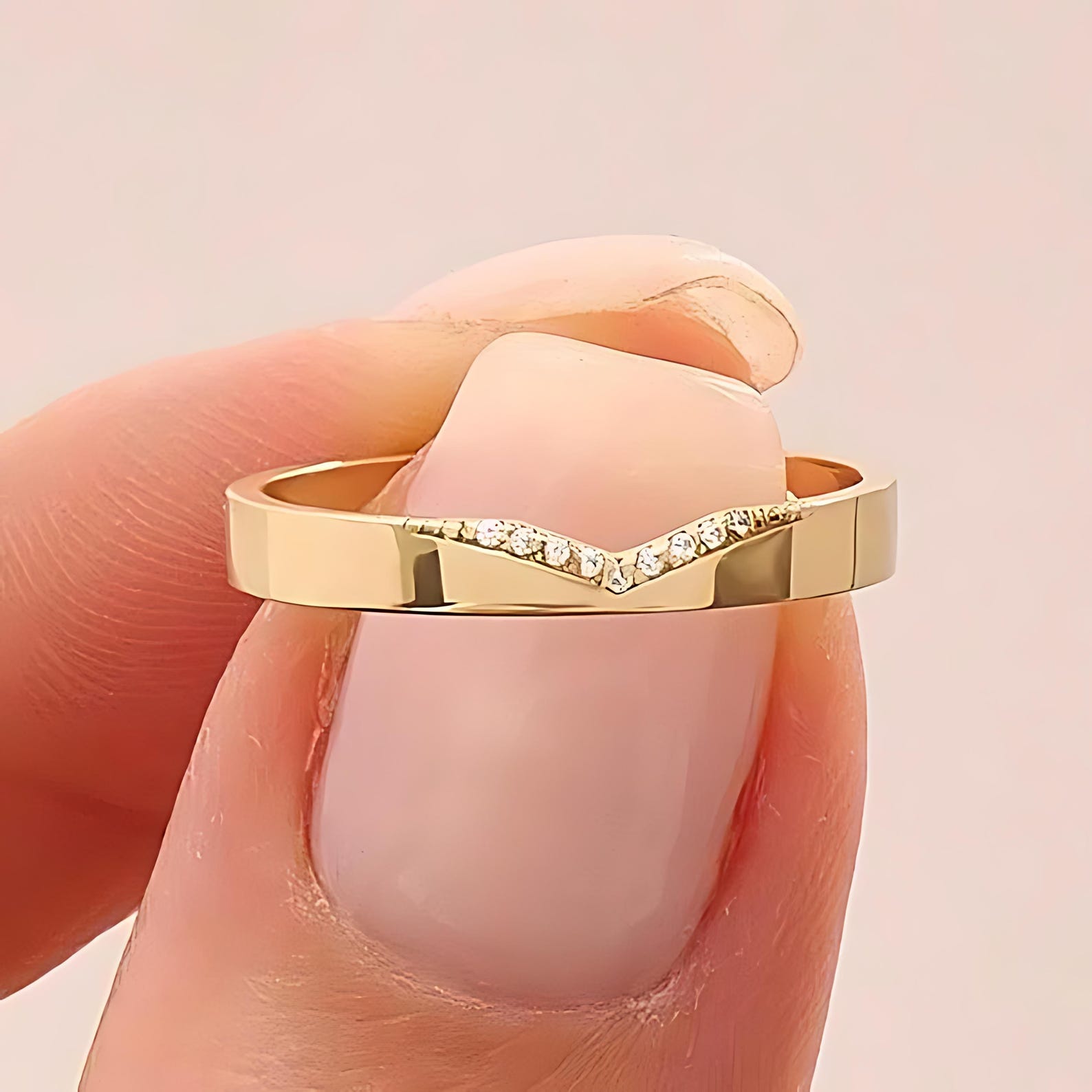 The Vienne Band - Pavé Chevron Flat Band in Silver