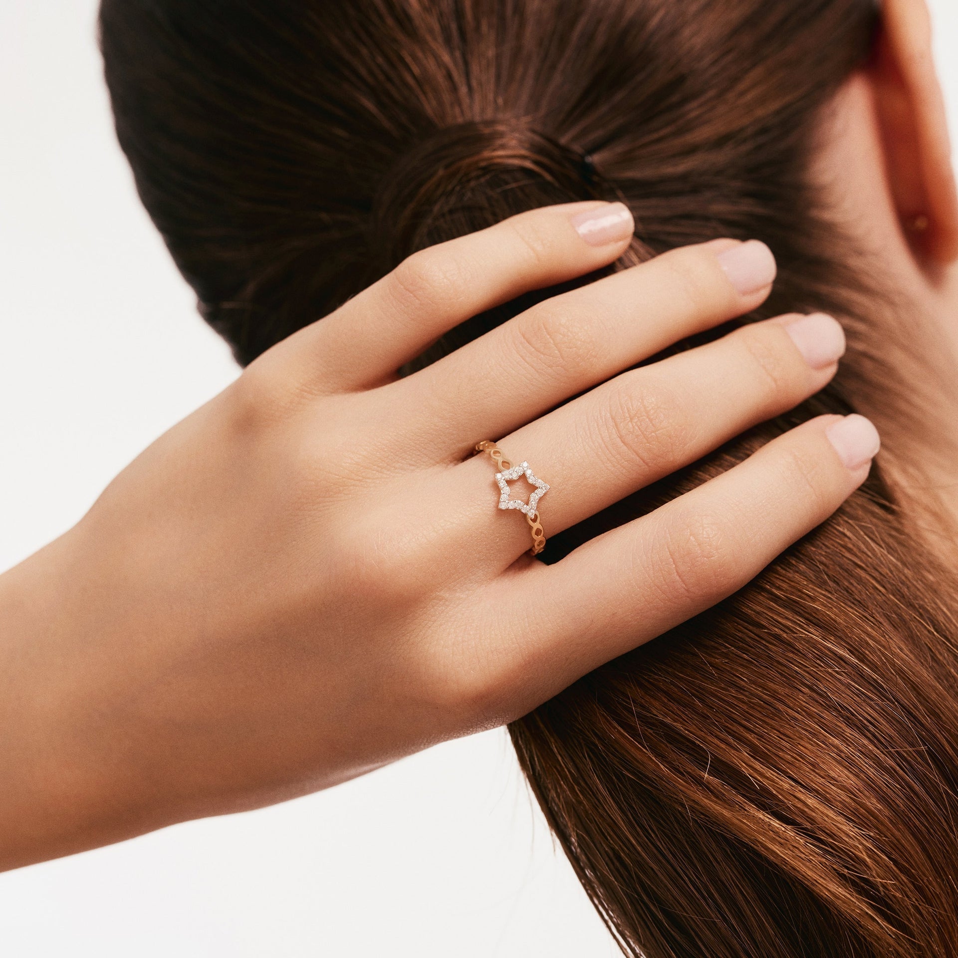 Twisted Chain Star Ring