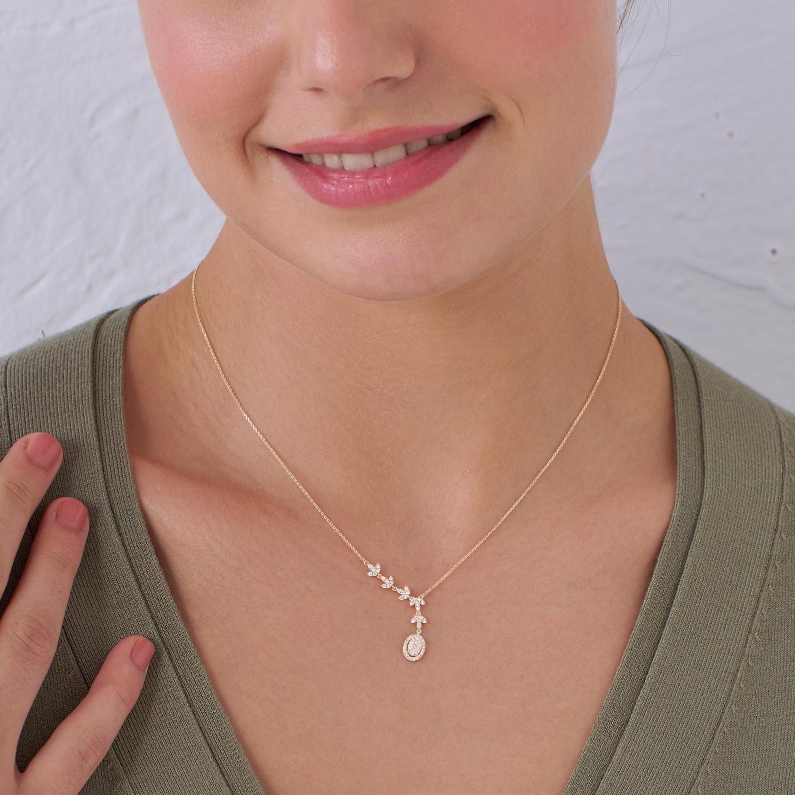 Verdant Drop Diamond Necklace